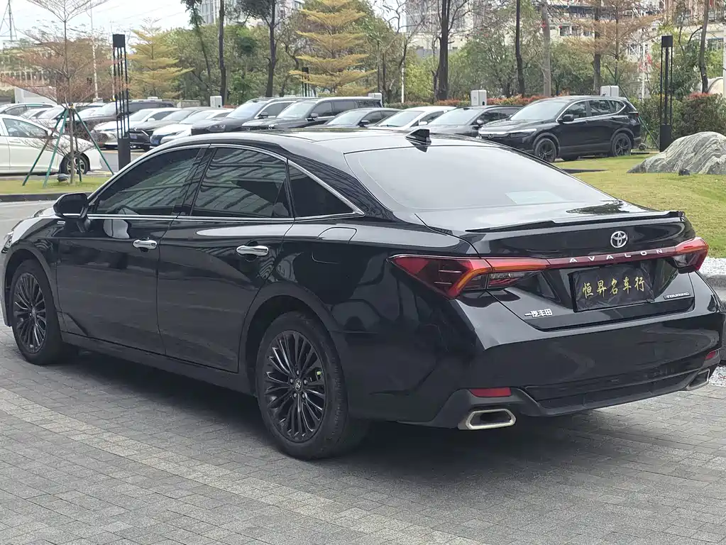 Toyota Toyota Avalon 2023 2.5L Touring Premium Edition 2024 - thumbnail 6