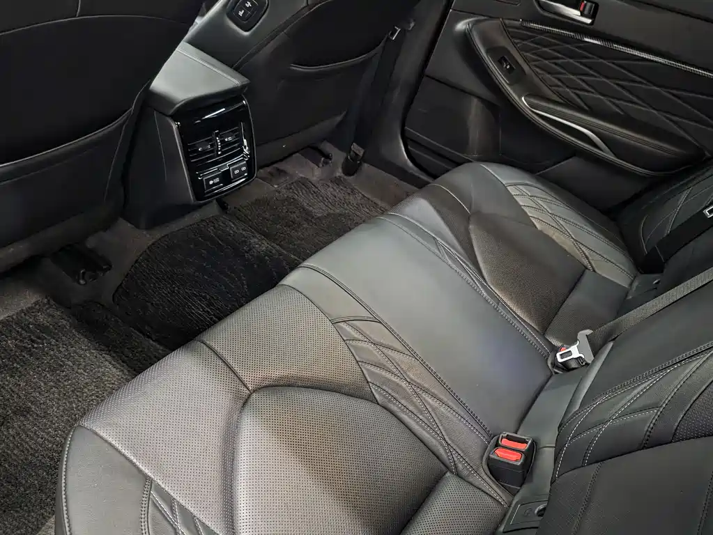 Toyota Toyota Avalon 2023 2.5L Touring Premium Edition 2024 - thumbnail 14