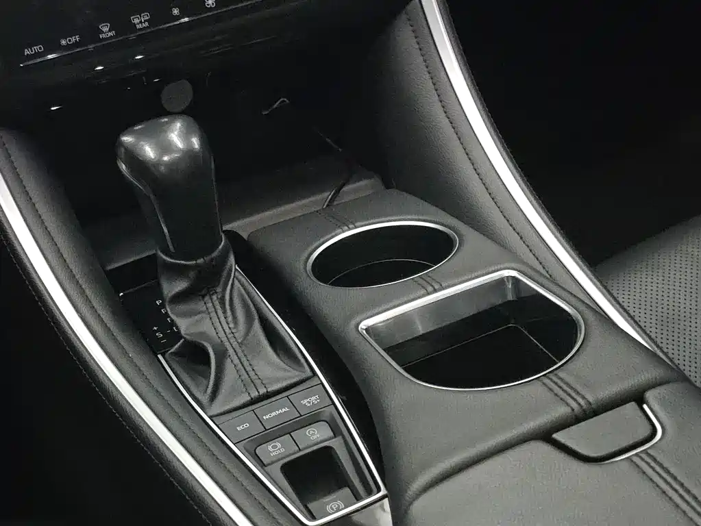 Toyota Toyota Avalon 2023 2.5L Touring Premium Edition 2024 - thumbnail 19