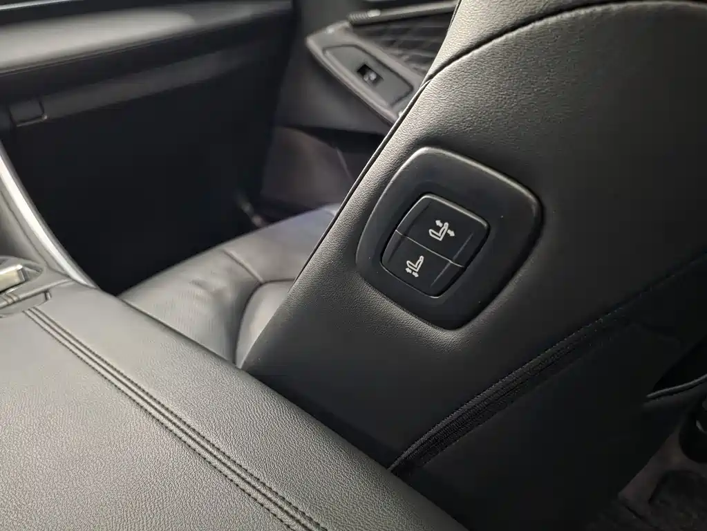 Toyota Toyota Avalon 2023 2.5L Touring Premium Edition 2024 - thumbnail 20