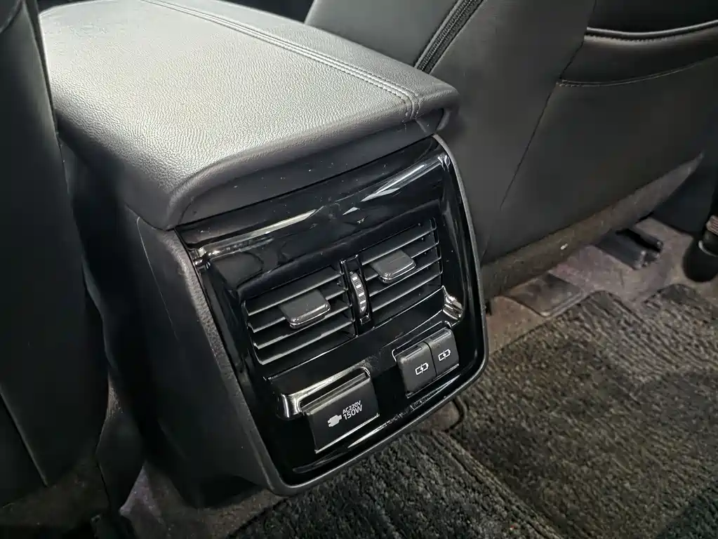 Toyota Toyota Avalon 2023 2.5L Touring Premium Edition 2024 - thumbnail 21