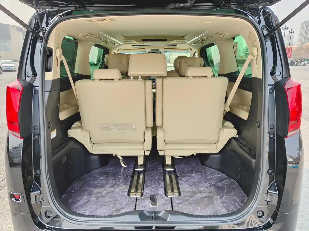 Toyota Toyota Alphard 2019 Model Hybrid 2.5L Executive Version 2020 - thumbnail 12