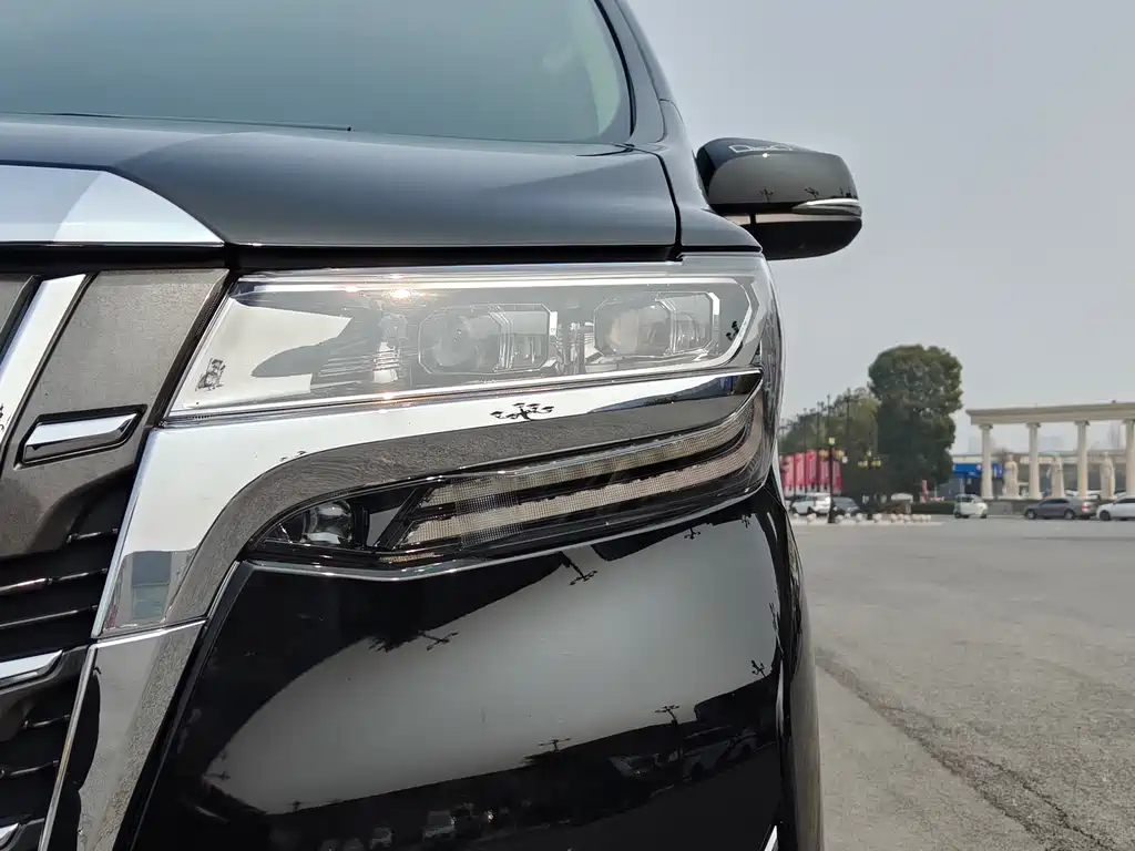 Toyota Toyota Alphard 2019 Model Hybrid 2.5L Executive Version 2020 - thumbnail 22