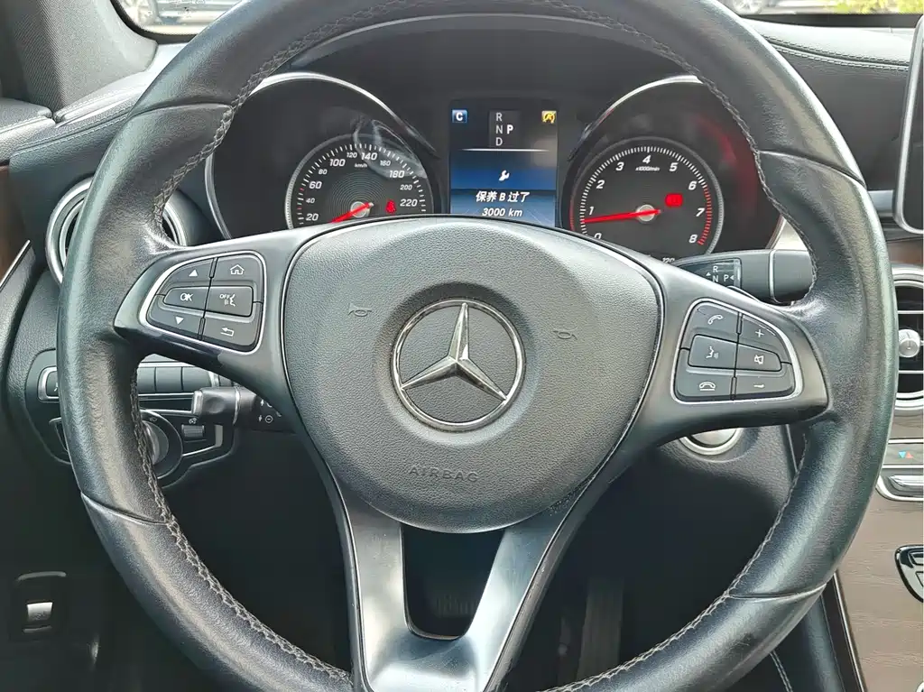 Mercedes-Benz Mercedes-Benz GLC 2018 GLC 300 4MATIC Sport Edition 2018 - thumbnail 16