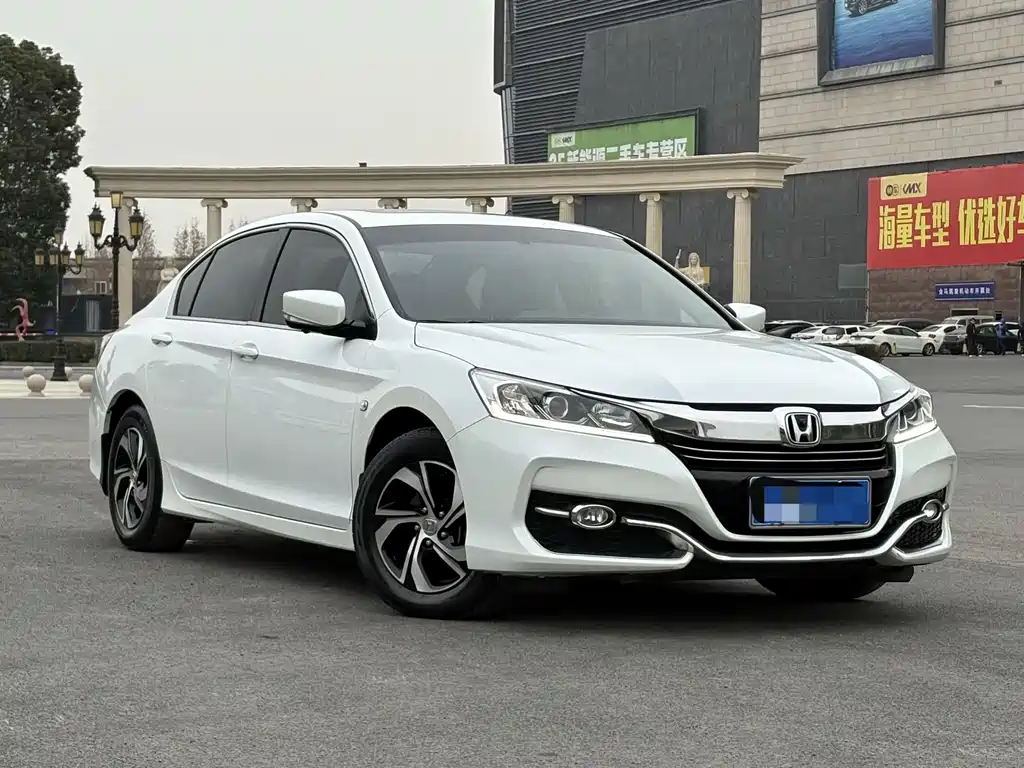 Honda Honda Accord 2016 2.0L Comfort Edition 2017 - thumbnail 3
