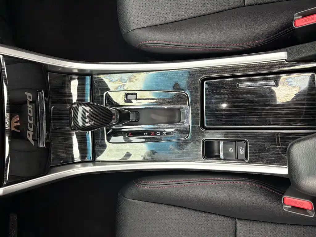 Honda Honda Accord 2016 2.0L Comfort Edition 2017 - thumbnail 4