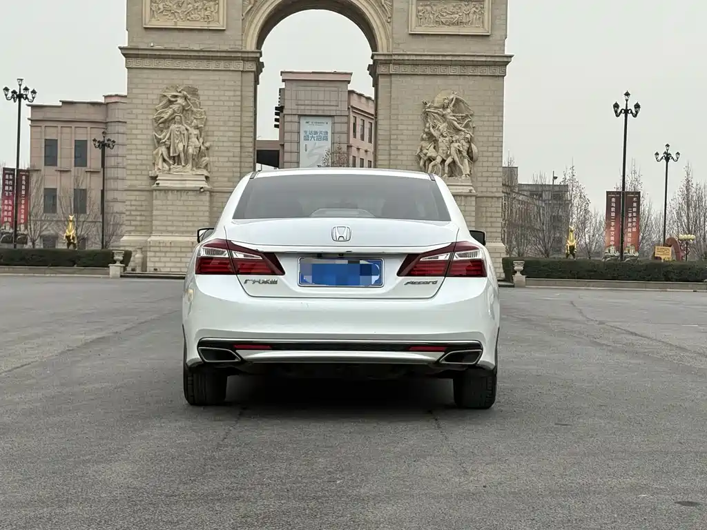 Honda Honda Accord 2016 2.0L Comfort Edition 2017 - thumbnail 8