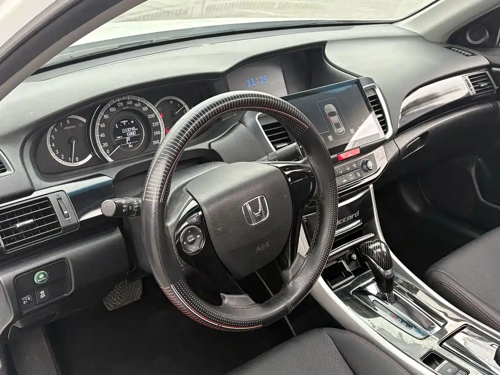 Honda Honda Accord 2016 2.0L Comfort Edition 2017 - thumbnail 14