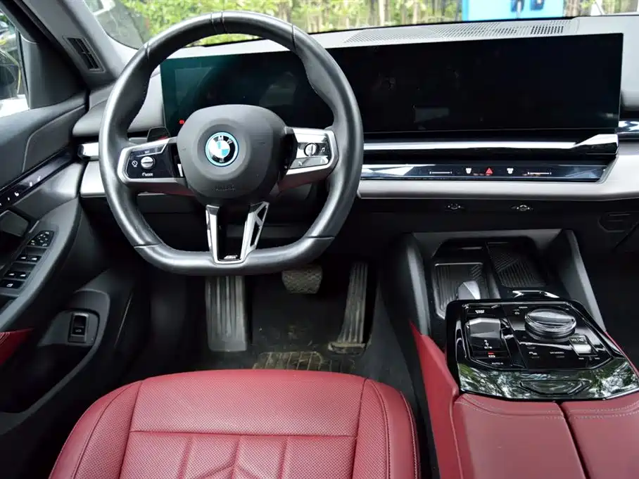 BMW BMW i5 2024 eDrive 35L M Sport Package 2025 - thumbnail 10
