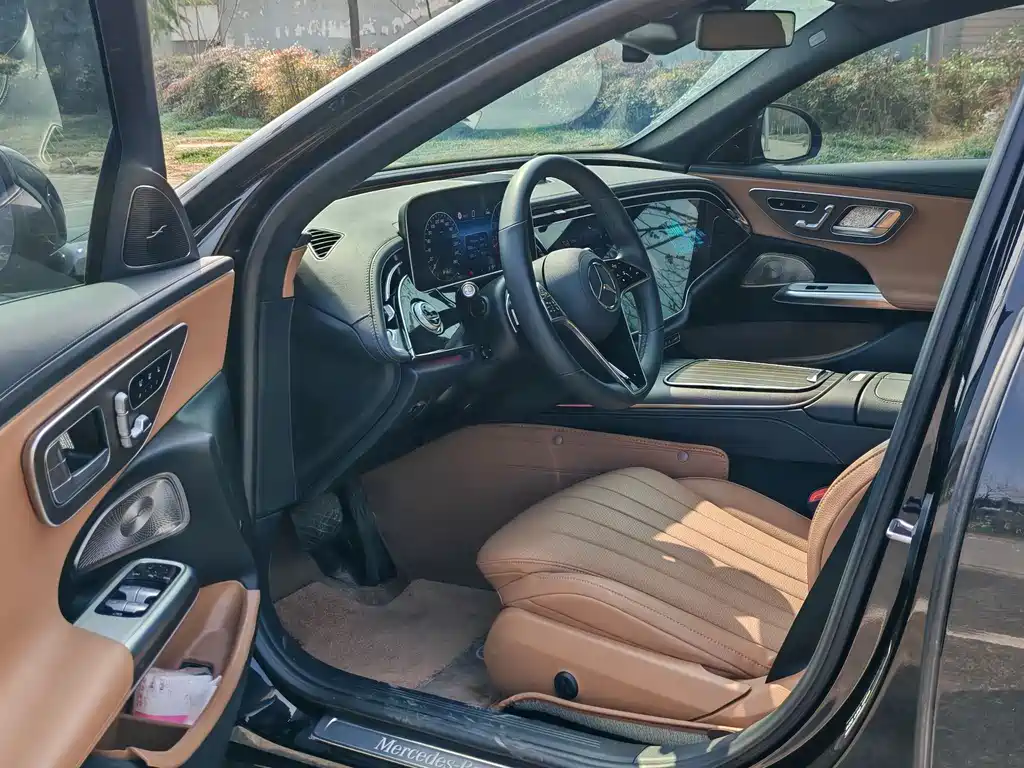 Mercedes-Benz Mercedes-Benz E-Class 2024 E 300 L Luxury Model 2024 - thumbnail 4