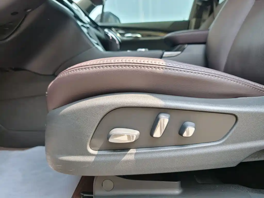 Cadillac Cadillac XT6 2020 28T AWD Luxury 7-seater 2020 - thumbnail 18