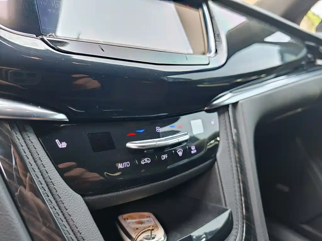 Cadillac Cadillac XT6 2020 28T AWD Luxury 7-seater 2020 - thumbnail 22