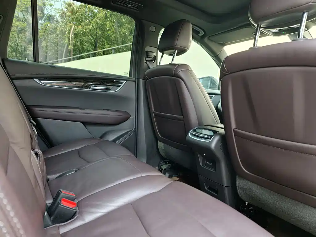 Cadillac Cadillac XT6 2020 28T AWD Luxury 7-seater 2020 - thumbnail 27