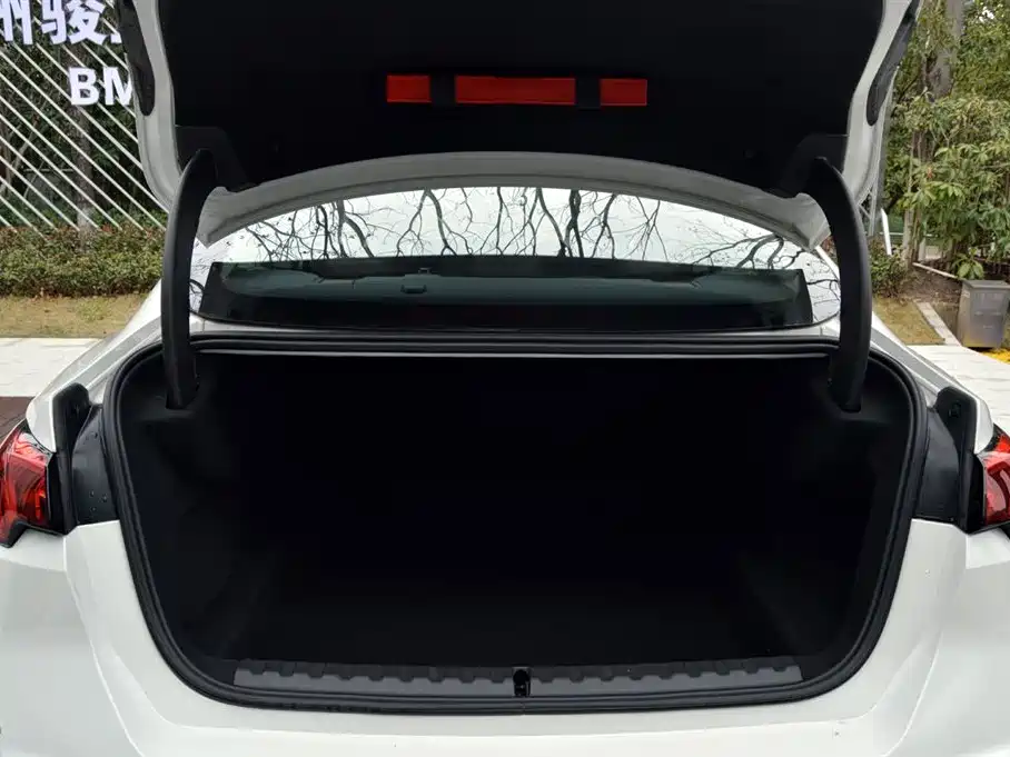 BMW BMW 2 Series 2025 225i M Sport Package 2025 - thumbnail 15
