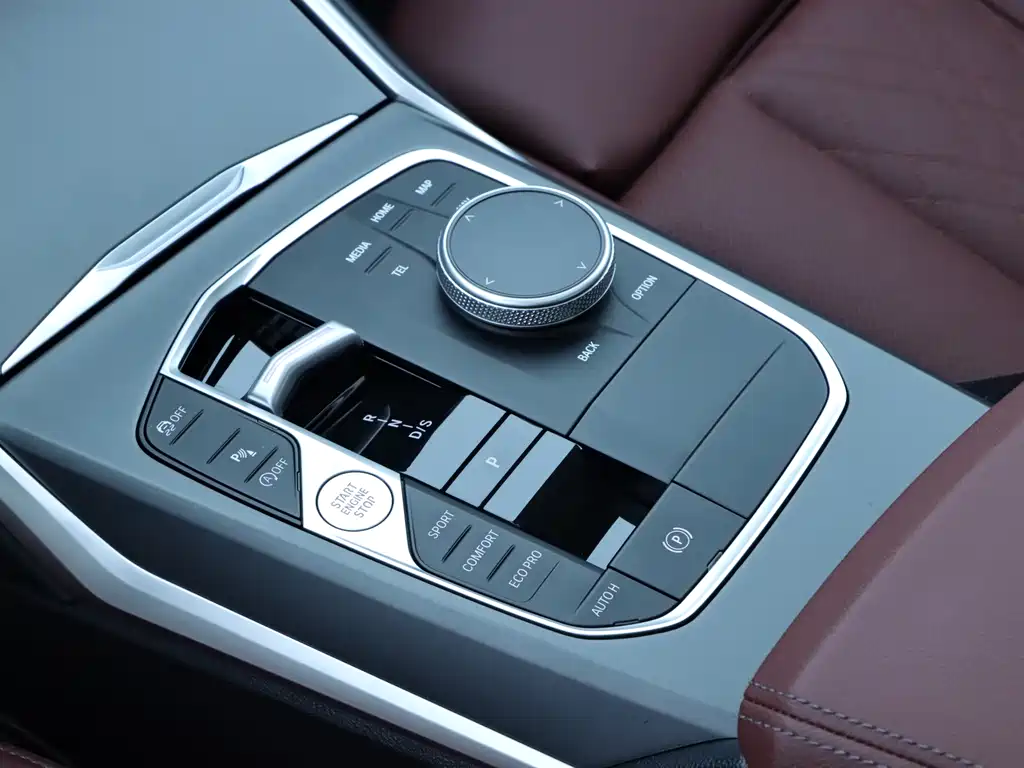 BMW BMW 3 Series 2025 325i M Sport Package 2026 - thumbnail 7