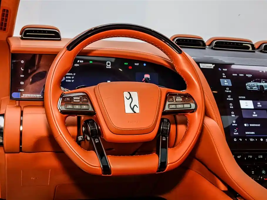 BYD UM U8 2023 Luxury Edition 2024 - thumbnail 18