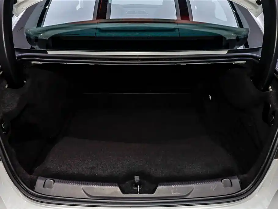 Jaguar Jaguar XEL 2021 2.0T 250PS R-DYNAMIC S Sport 2021 - thumbnail 6