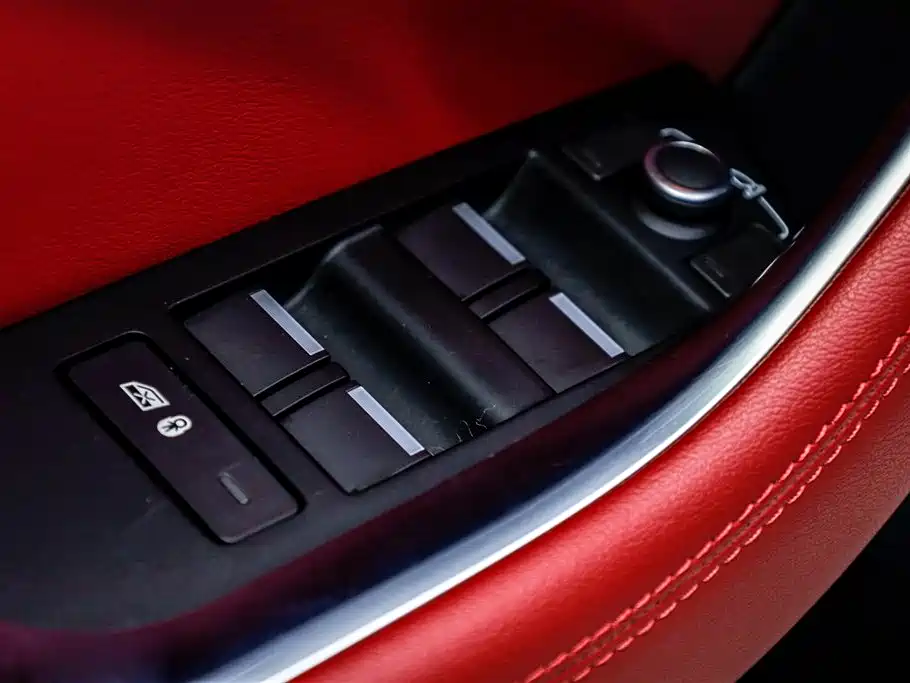Jaguar Jaguar XEL 2021 2.0T 250PS R-DYNAMIC S Sport 2021 - thumbnail 25