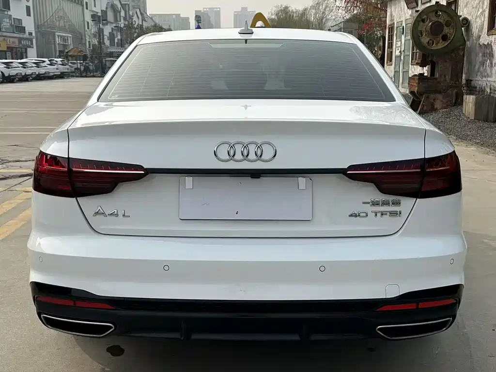 Audi Audi A4L 2024 40 TFSI Luxury Dynamic Model 2025 - thumbnail 6