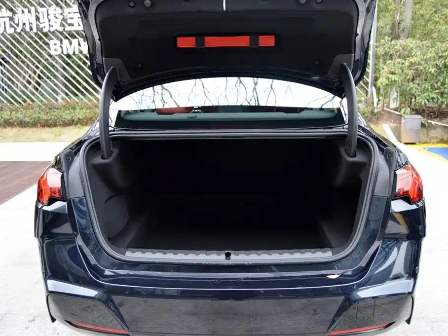 BMW BMW 2 Series 2025 225i M Sport Package 2025 - thumbnail 7