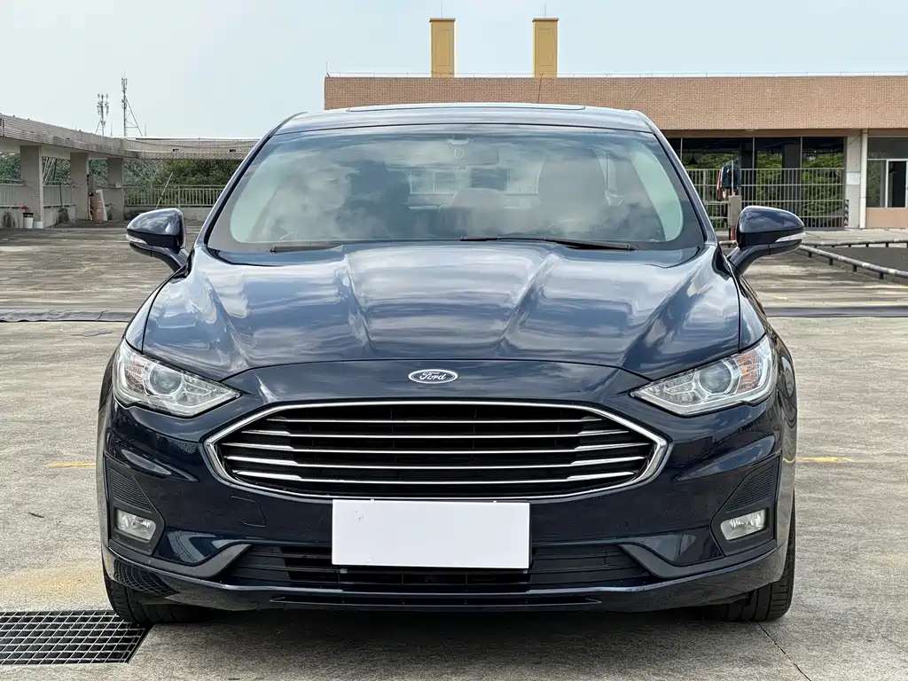 Ford Mondeo 2018 EcoBoost 180 Comfort 2022 - thumbnail 2