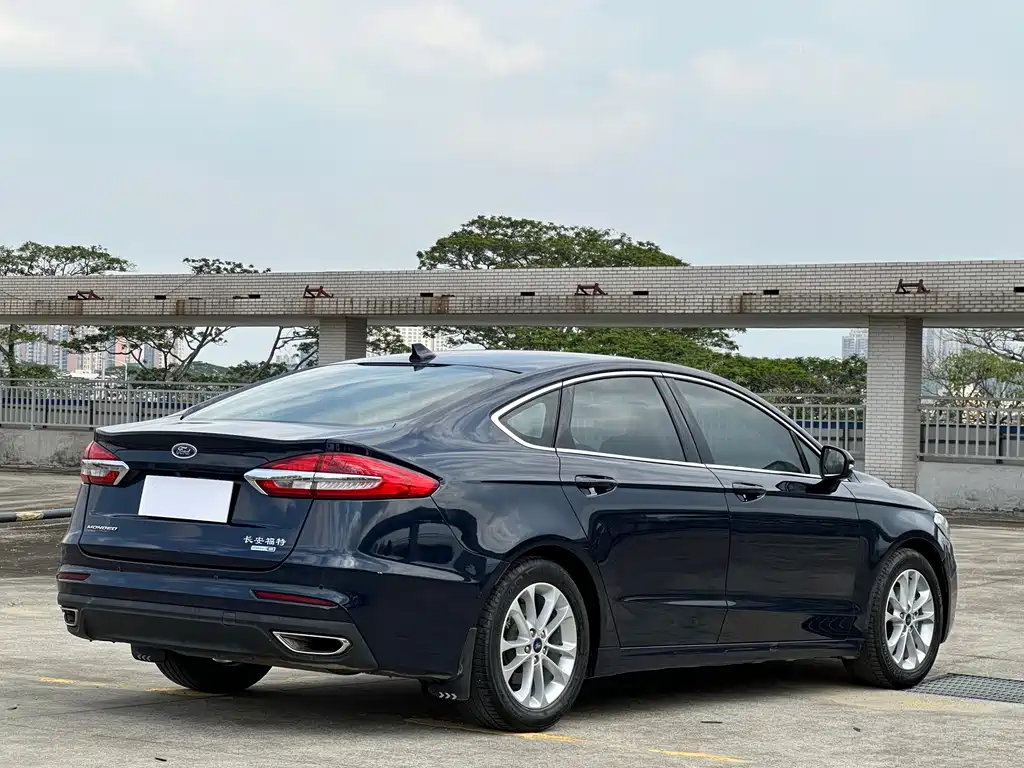 Ford Mondeo 2018 EcoBoost 180 Comfort 2022 - thumbnail 6