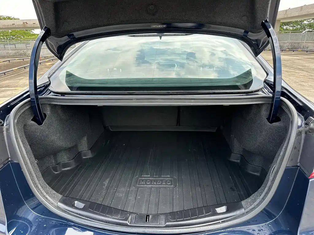 Ford Mondeo 2018 EcoBoost 180 Comfort 2022 - thumbnail 14