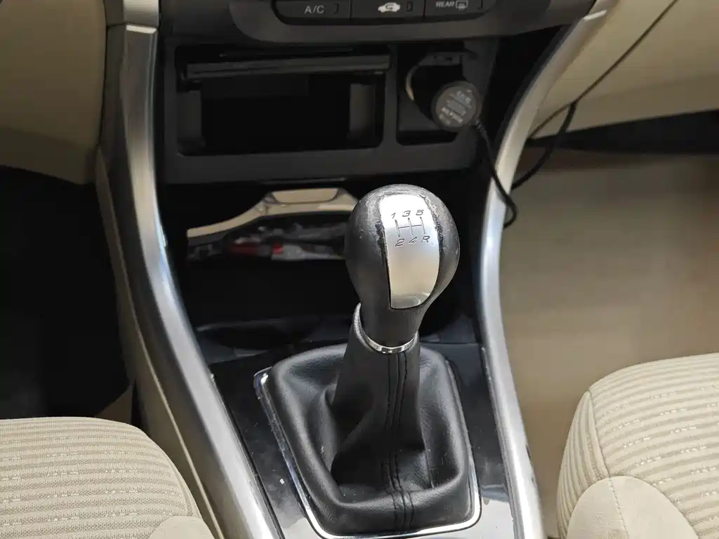 Honda Honda Lingpai 2016 1.8L Manual Comfort Edition 2016 - thumbnail 17