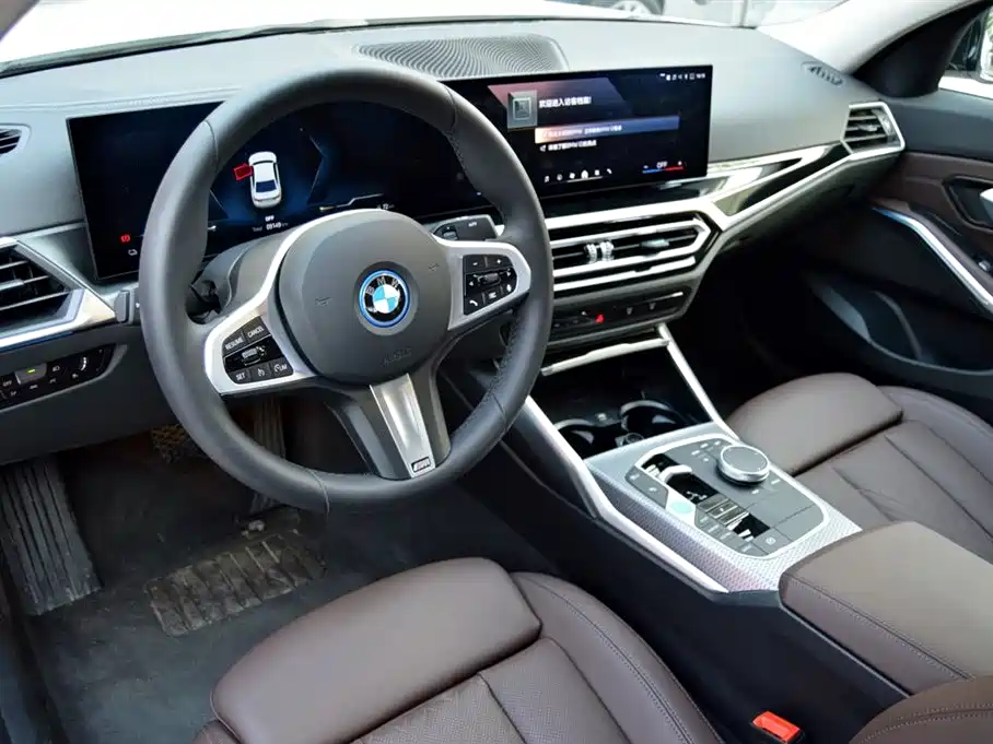 BMW BMW i3 2024 eDrive 40 L Night Shadow Package 2025 - thumbnail 9