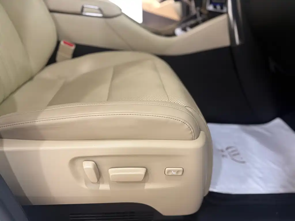 Toyota Alphard 2021 Model Hybrid 2.5L Premium Edition 2021 - thumbnail 24