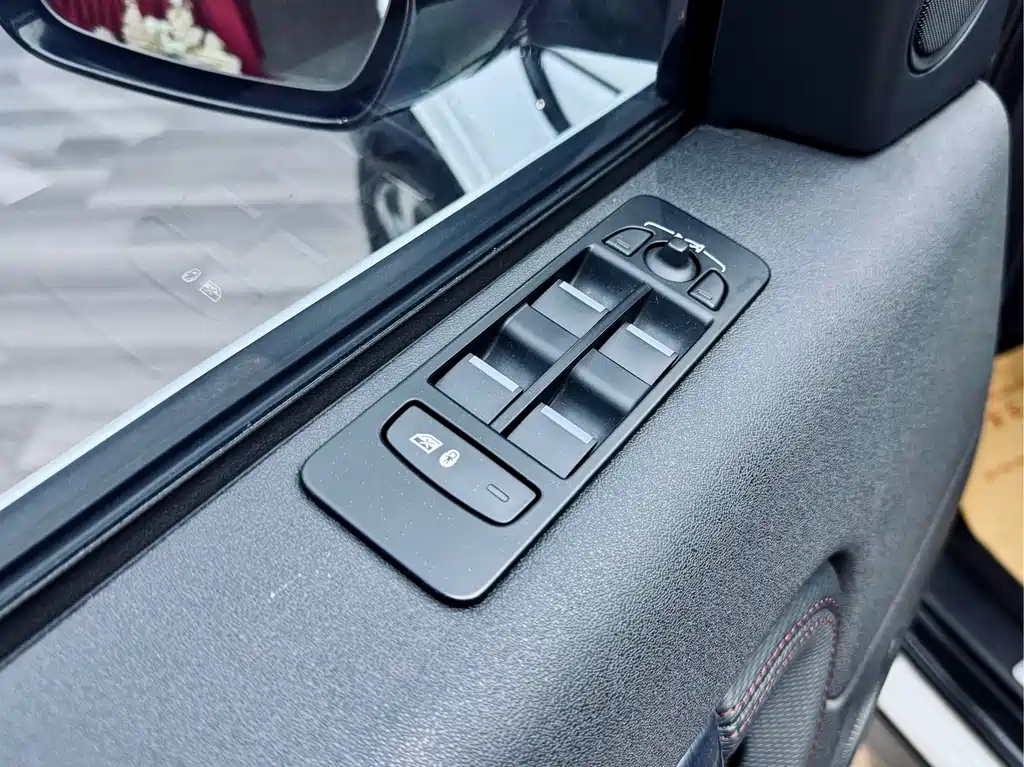 Land Rover Discovery Sport 2020 249PS R-Dynamic Performance Edition 2020 - thumbnail 13