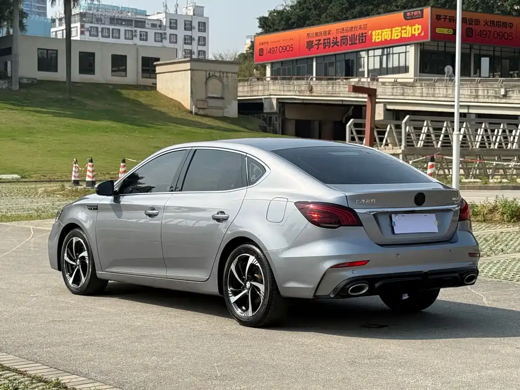 MG MG6 2020 1.5T Automatic Luxury Edition 2020 - thumbnail 12