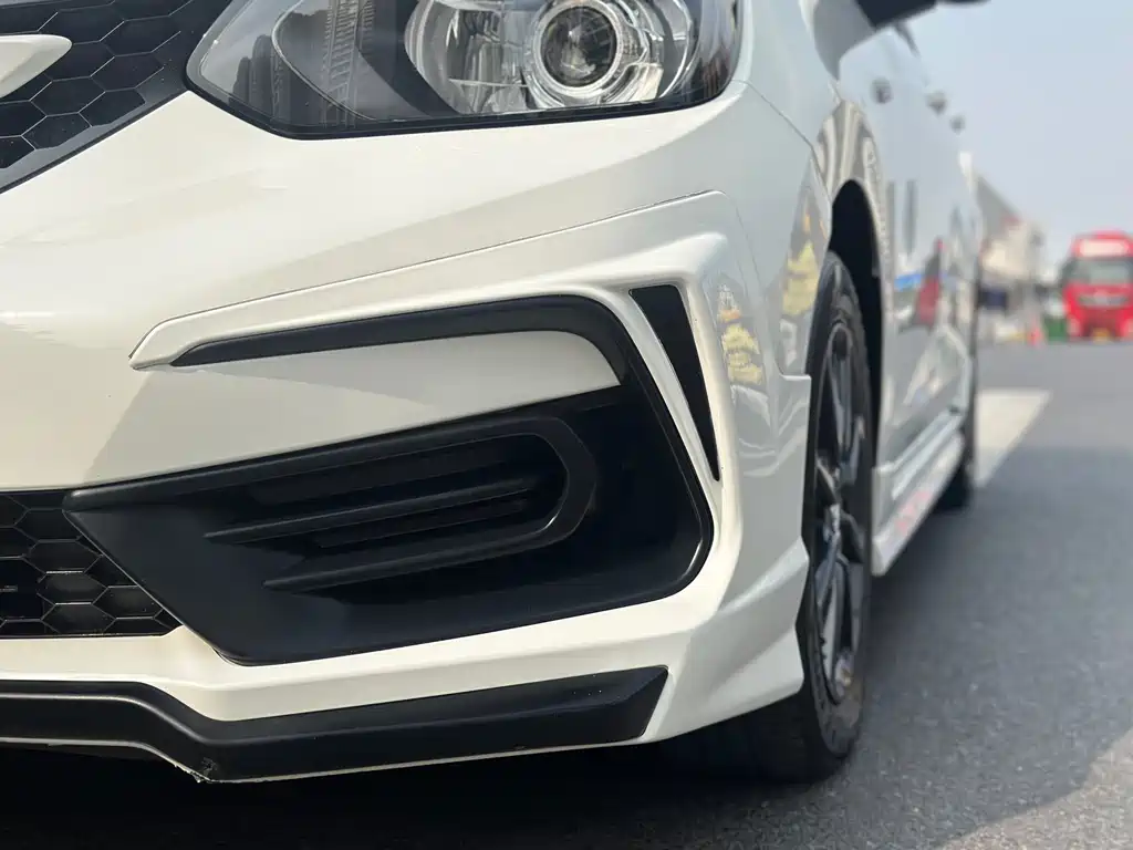 Honda Honda Fit 2022 1.5L CVT Infinite MUGEN Edition 2023 - thumbnail 17