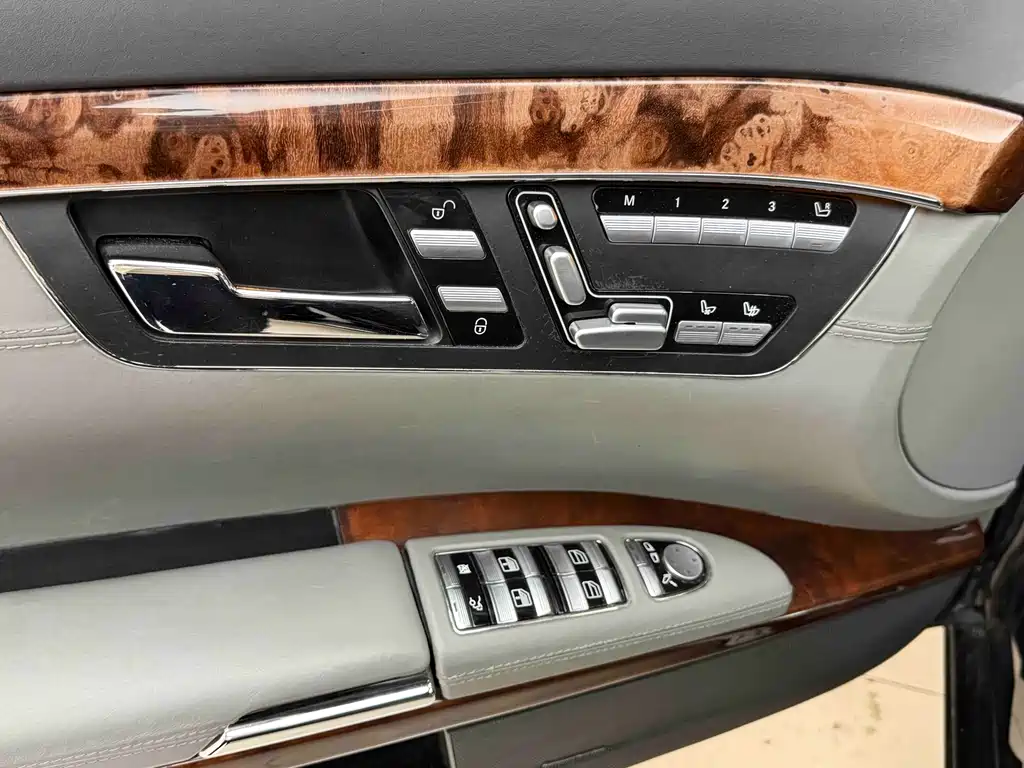 Mercedes-Benz Mercedes-Benz S-Class 2008 S 600 L 2008 - thumbnail 4