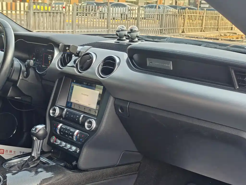 Ford Mustang 2019 2.3L EcoBoost 2019 - thumbnail 27