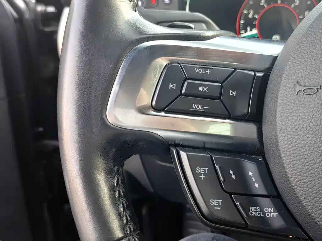 Ford Mustang 2019 2.3L EcoBoost 2019 - thumbnail 30