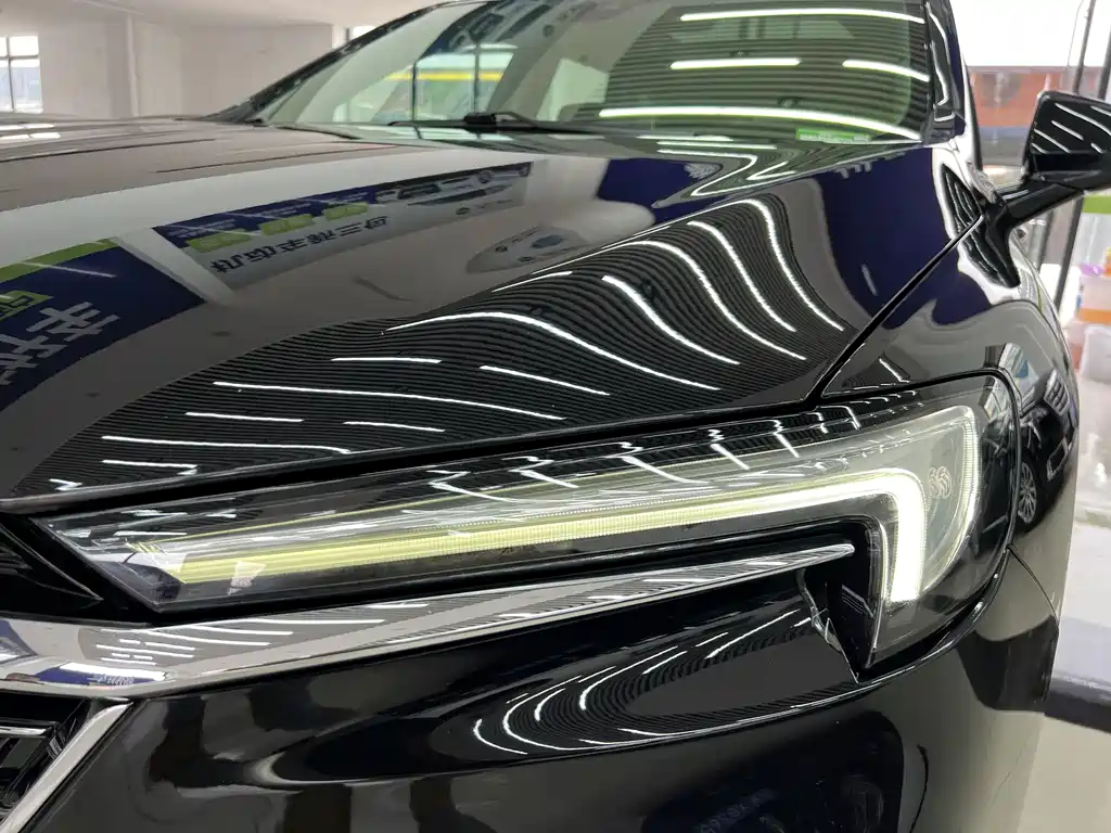 Buick Buick Envision 2020 28T AWD Premium 2021 - thumbnail 4