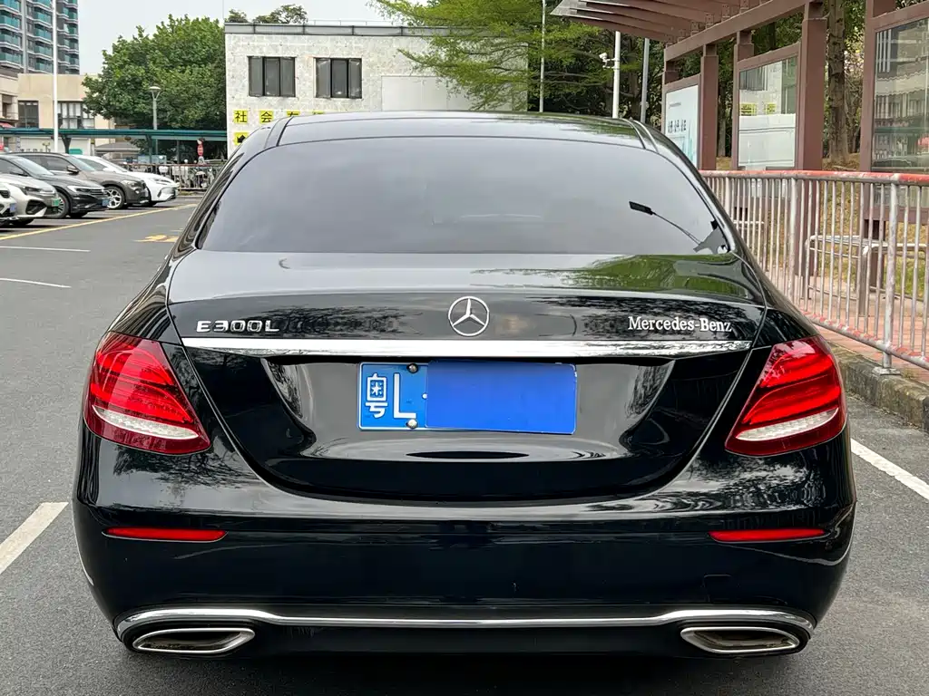 Mercedes-Benz Mercedes-Benz E-Class 2019 E 300 L Fashion Edition 2018 - thumbnail 3