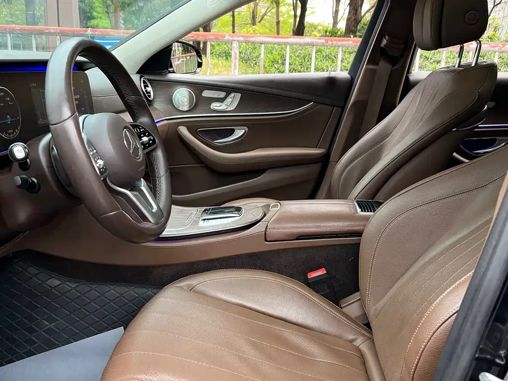 Mercedes-Benz Mercedes-Benz E-Class 2019 E 300 L Fashion Edition 2018 - thumbnail 7