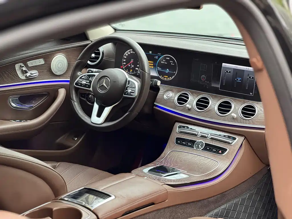 Mercedes-Benz Mercedes-Benz E-Class 2019 E 300 L Fashion Edition 2018 - thumbnail 13