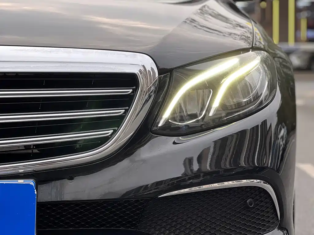 Mercedes-Benz Mercedes-Benz E-Class 2019 E 300 L Fashion Edition 2018 - thumbnail 15