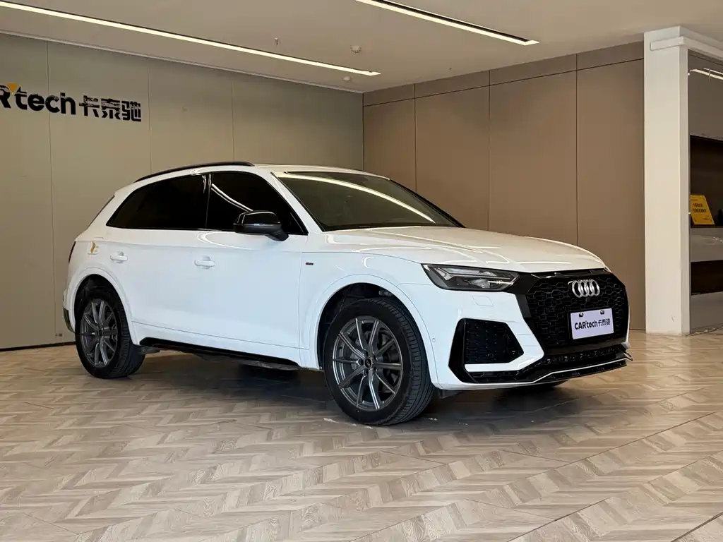 Audi Audi Q5L 2022 Facelift 45T Premium Dynamic Model 2022 - thumbnail 3