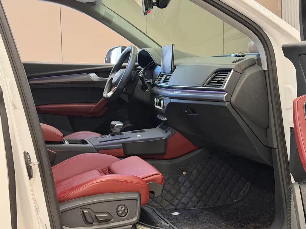 Audi Audi Q5L 2022 Facelift 45T Premium Dynamic Model 2022 - thumbnail 22