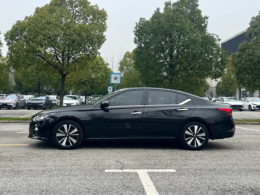 Nissan Nissan Altima 2021 2.0L XL Comfort Edition 2022 - thumbnail 8