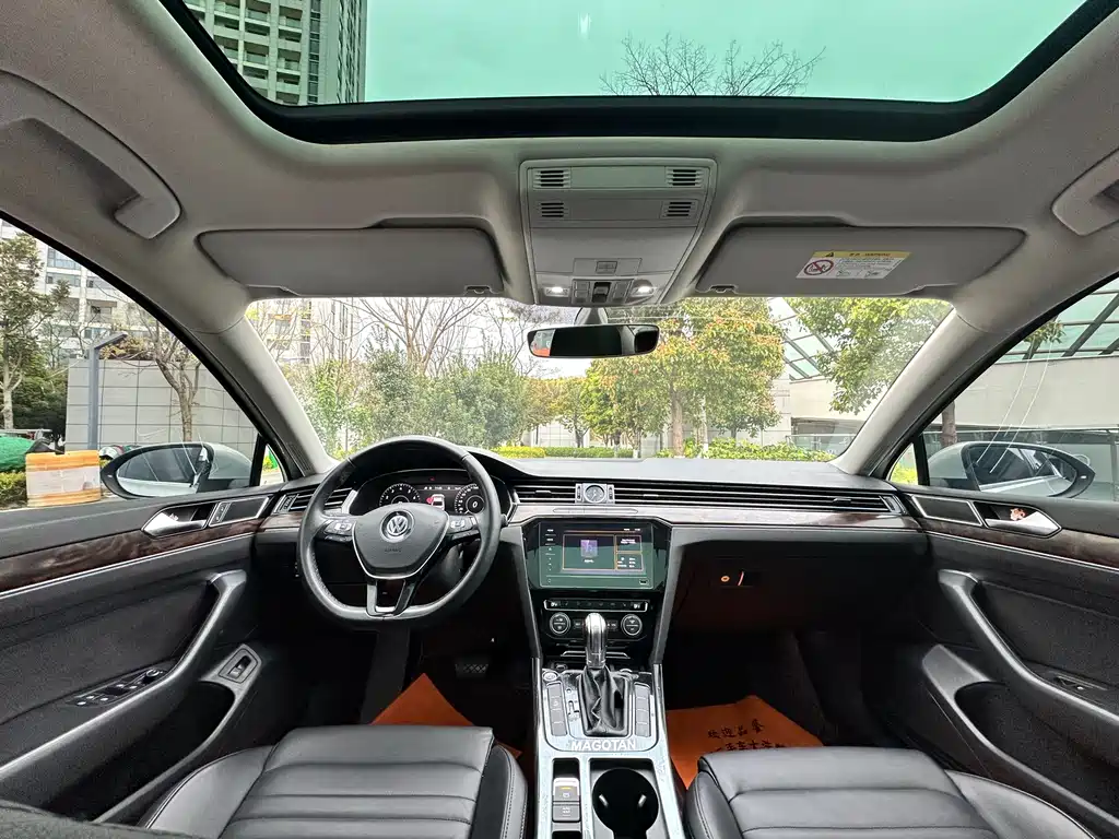 Volkswagen Magotan 2018 330TSI DSG Luxury Edition 2018 - thumbnail 5
