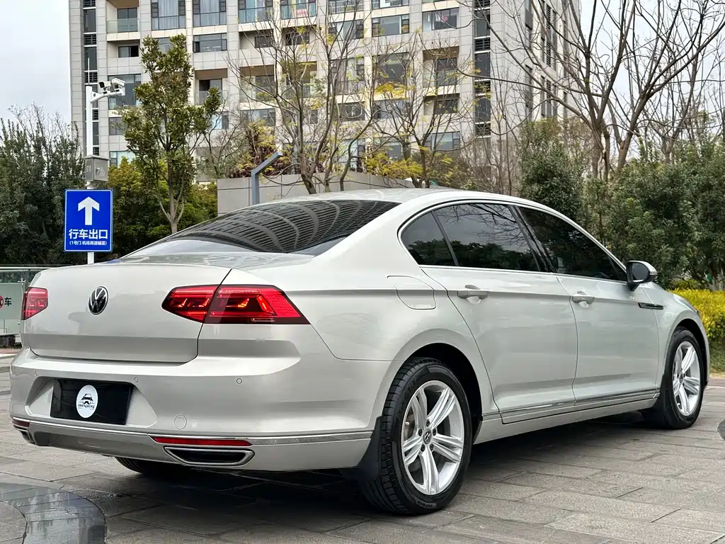 Volkswagen Magotan 2018 330TSI DSG Luxury Edition 2018 - thumbnail 7