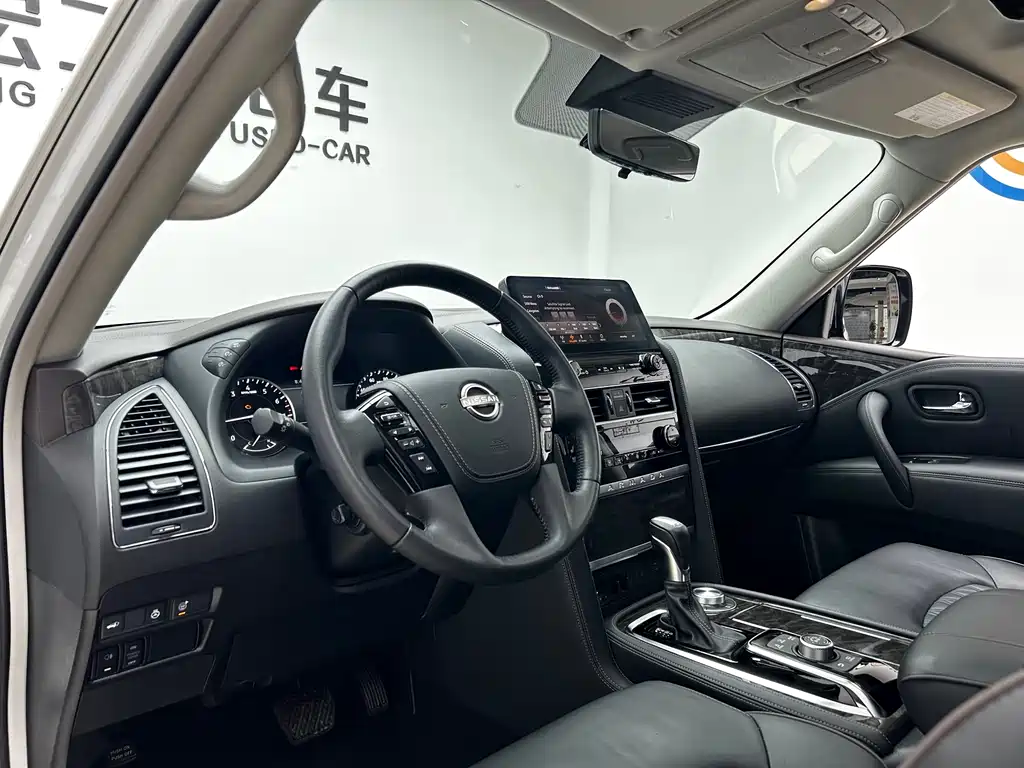 Nissan Nissan Armada 2023 5.6L Platinum Edition 2023 - thumbnail 7