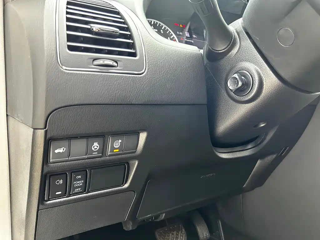 Nissan Nissan Armada 2023 5.6L Platinum Edition 2023 - thumbnail 8