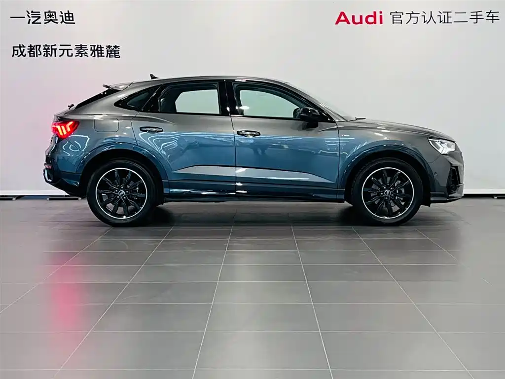 Audi Audi Q3 Sportback 2023 Facelift 45 TFSI quattro Fashion Edition 2024 - thumbnail 3