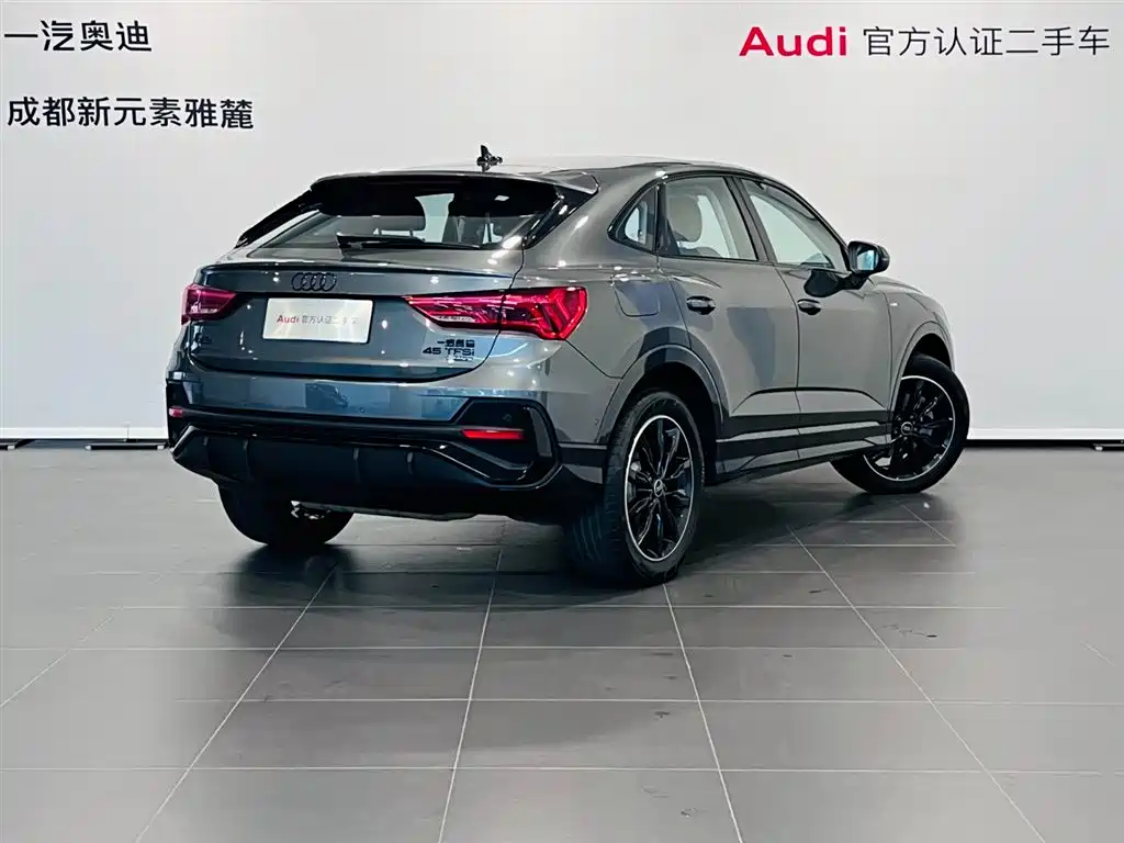 Audi Audi Q3 Sportback 2023 Facelift 45 TFSI quattro Fashion Edition 2024 - thumbnail 4